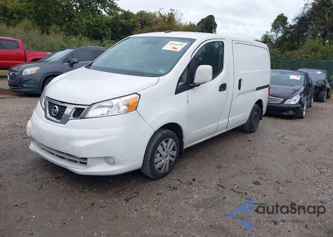 2015 Nissan Nv200 Sv z USA, uszkodzony, nr VIN 3N6CM0KN8FK717965